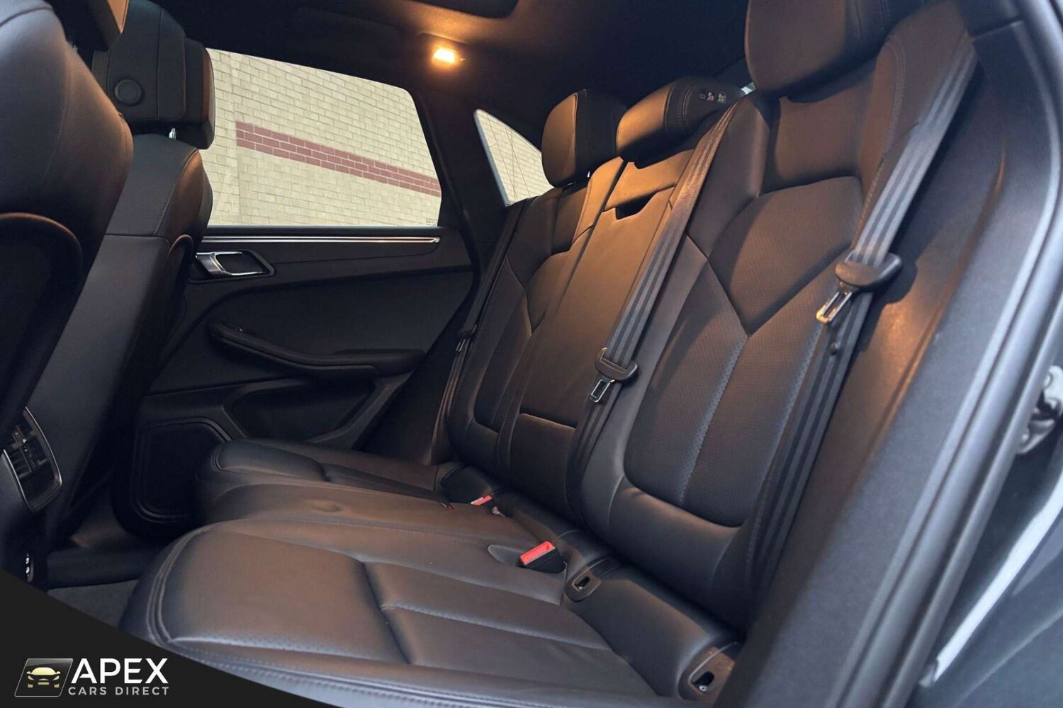 Used Porsche Macan 2020 for sale - 77901553: Photo 45