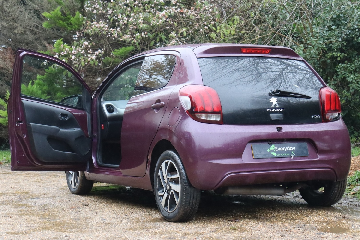 Used Peugeot 108 2015 for sale - 76807448: Photo 17