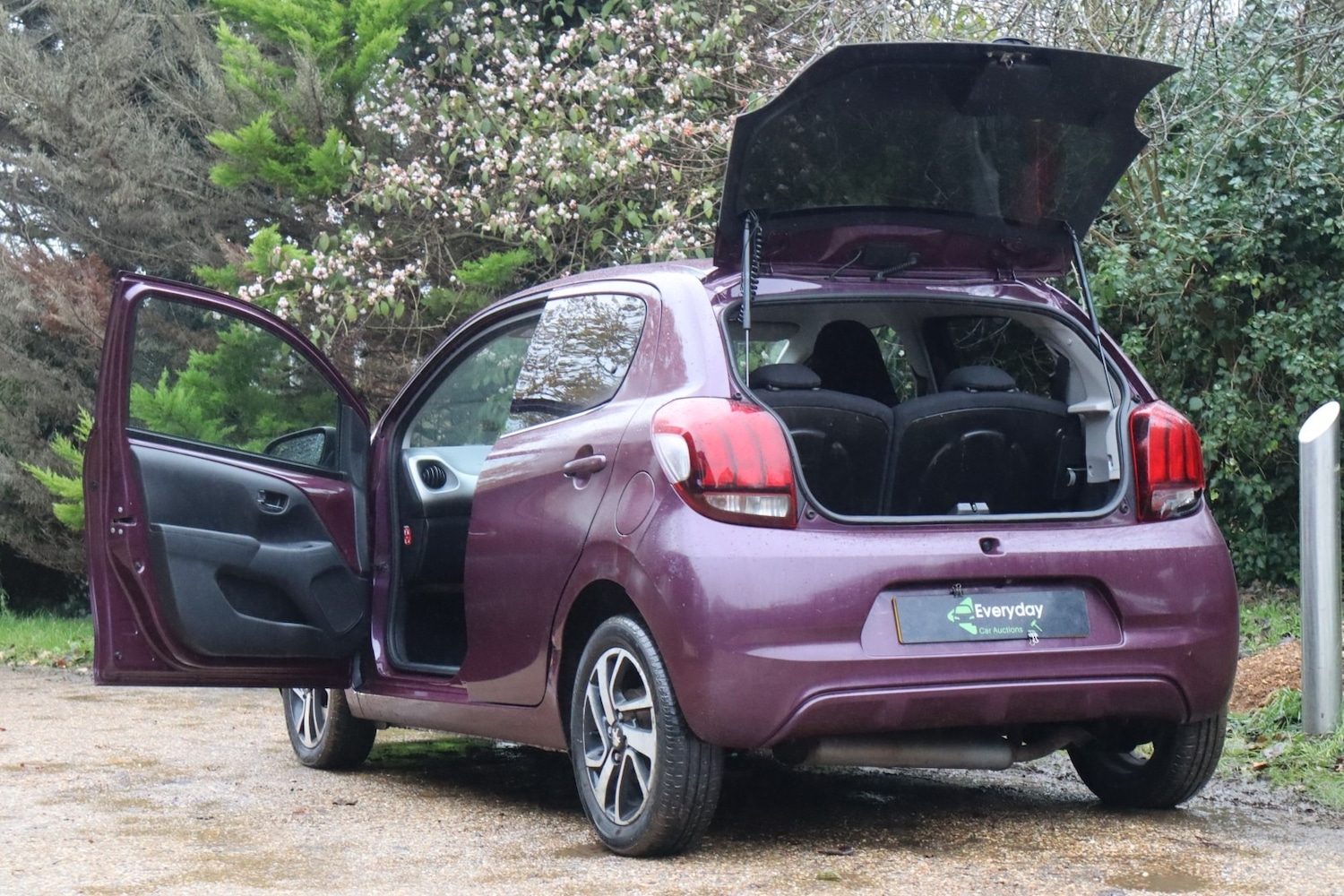 Used Peugeot 108 2015 for sale - 76807448: Photo 18