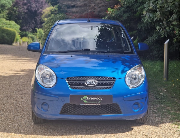 Cheap Kia Picanto 2009 (59) - 1.1 Strike 5dr for sale in Enfield, Greater London