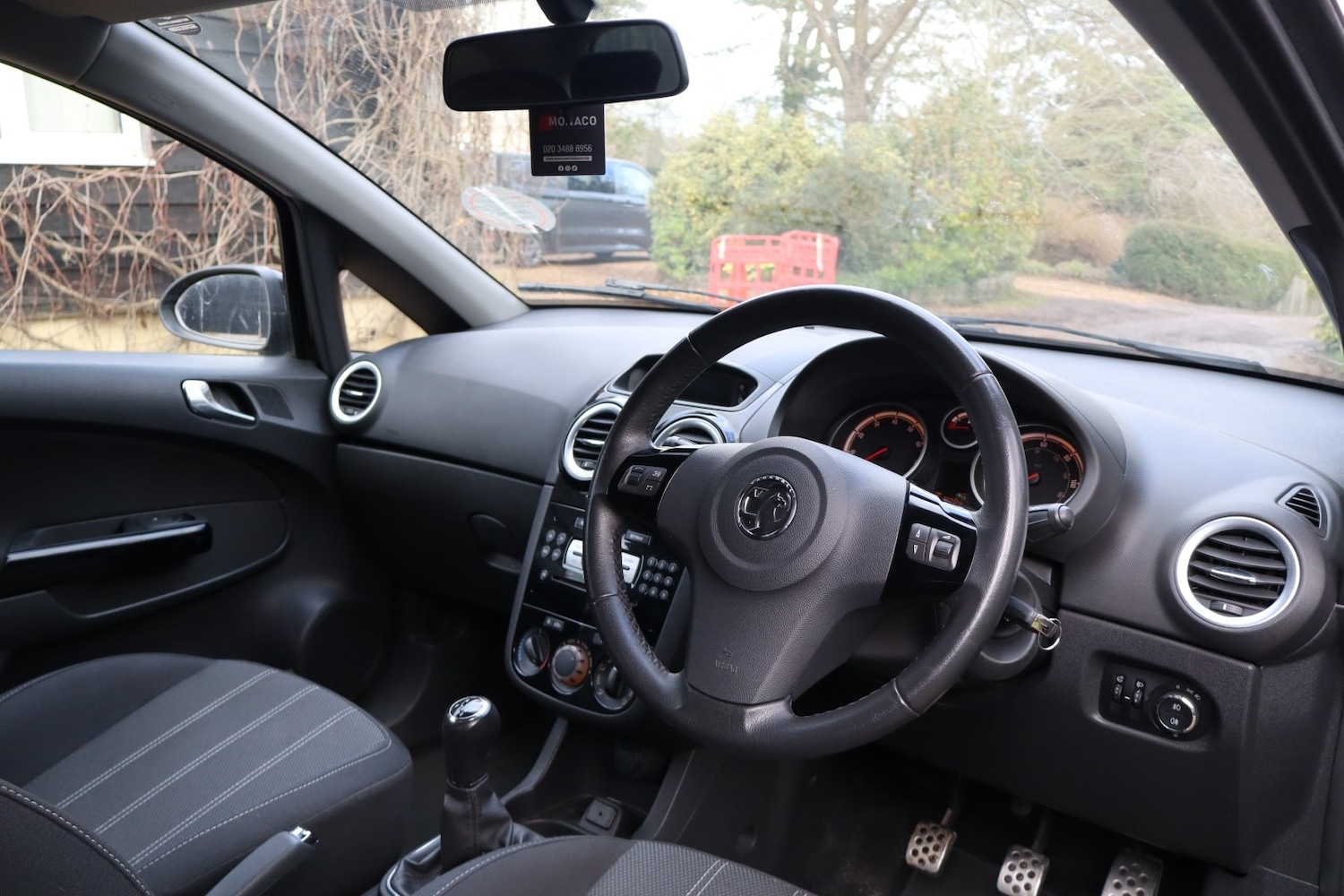 Used Vauxhall Corsa 2012 for sale - 77234240: Photo 3