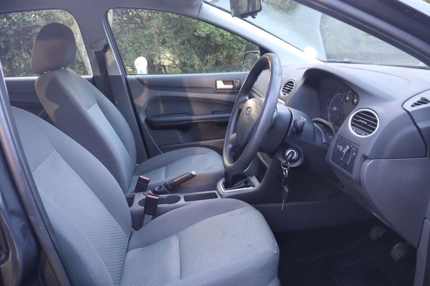 Used Ford Focus 2006 for sale - 77920807: Photo 19