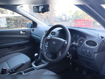 Used Ford Focus 2006 for sale - 77920807: Photo