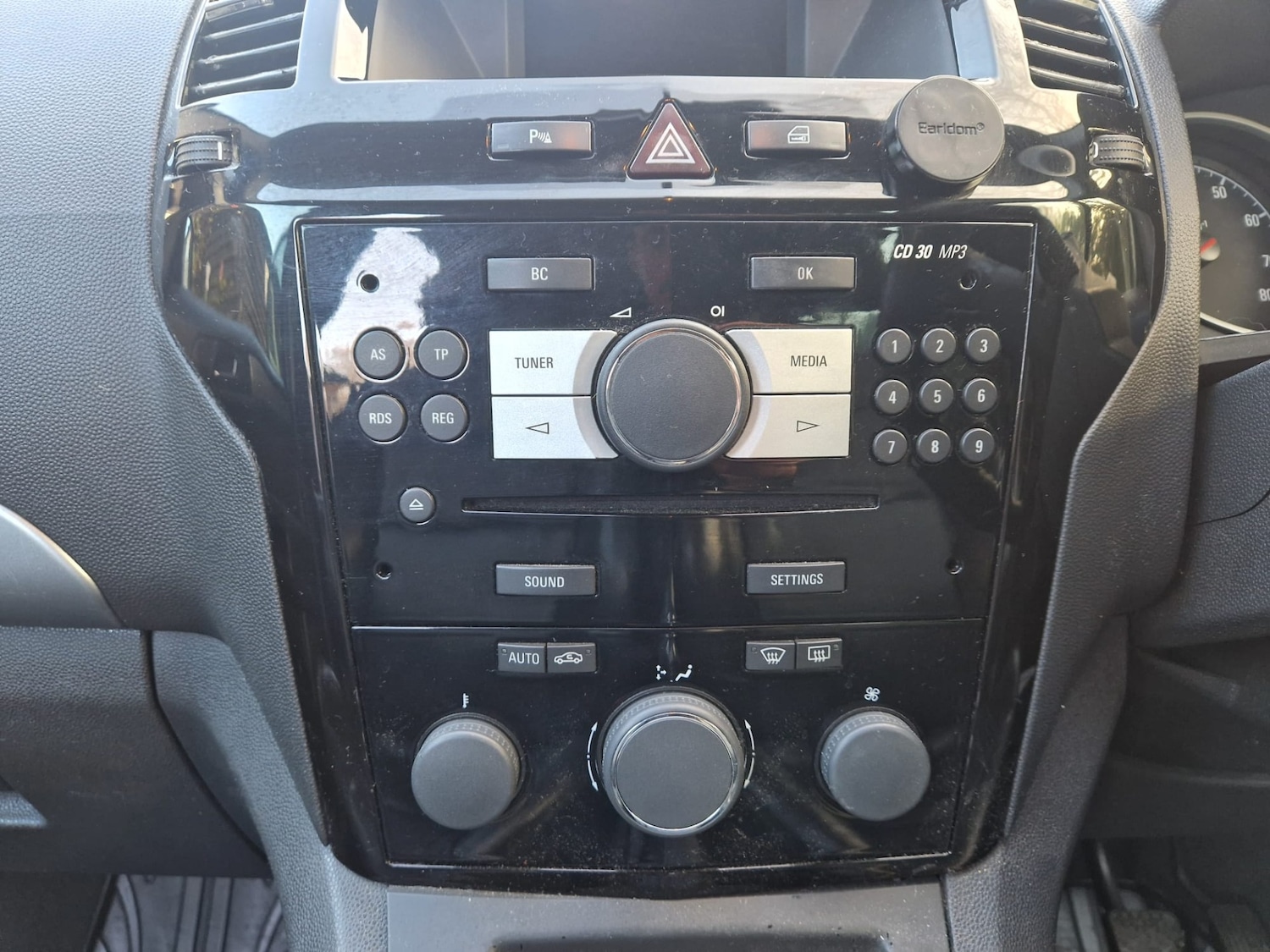 Used Vauxhall Zafira 2014 for sale - 76806941: Photo 16