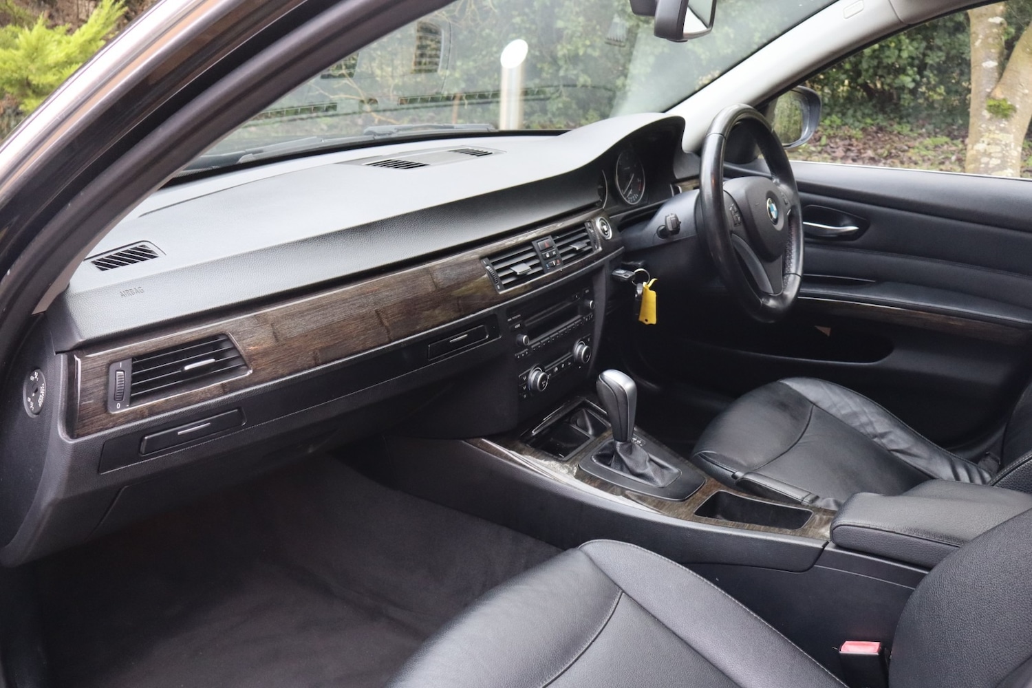 Used BMW 3 Series 2010 for sale - 77502730: Photo 4