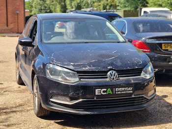 Used Volkswagen Polo 2016 for sale - 79383197: Photo