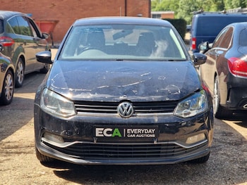 Used Volkswagen Polo 2016 for sale - 79383197: Photo