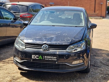 Used Volkswagen Polo 2016 for sale - 79383197: Photo