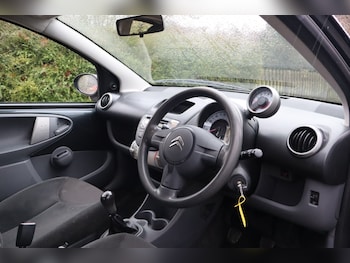 Used Citroen C1 2006 for sale - 77336839: Photo