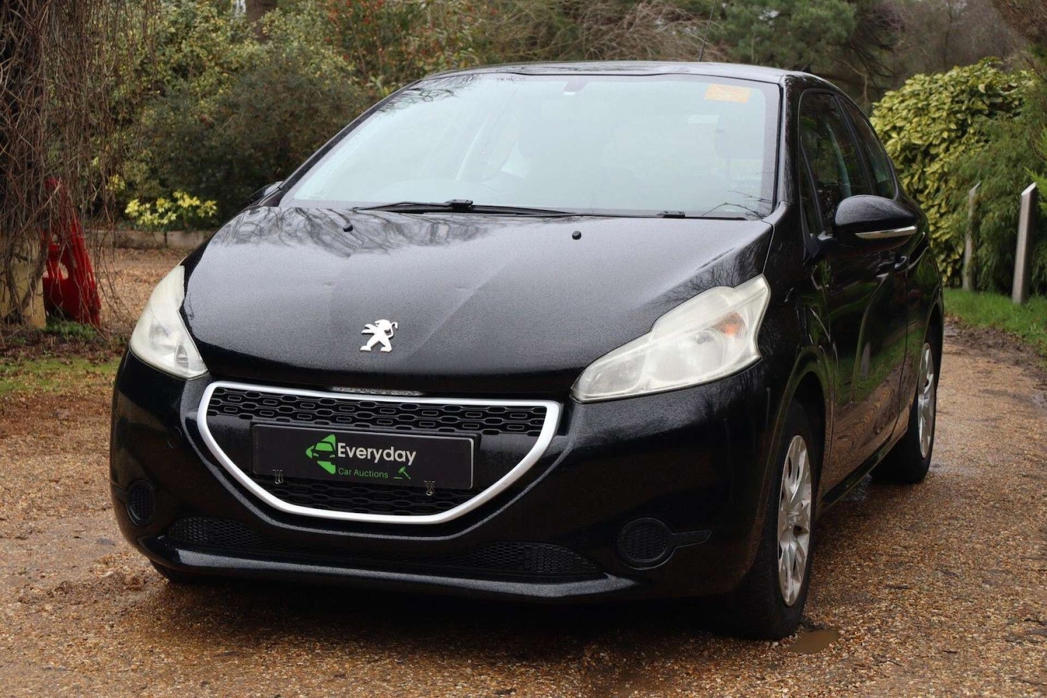 Used Peugeot 208 2012 for sale - 77910139: Photo 11