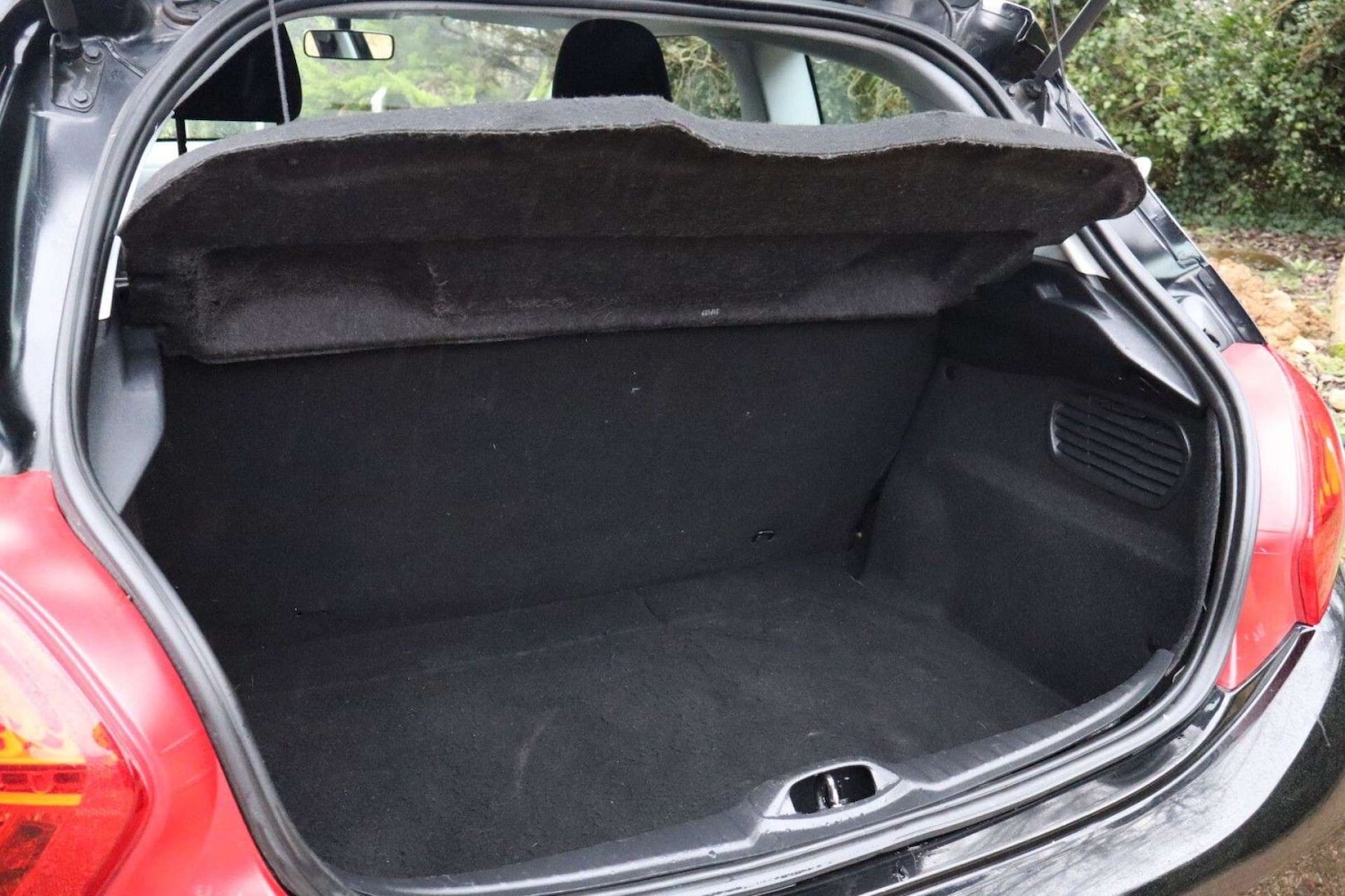 Used Peugeot 208 2012 for sale - 77910139: Photo 33