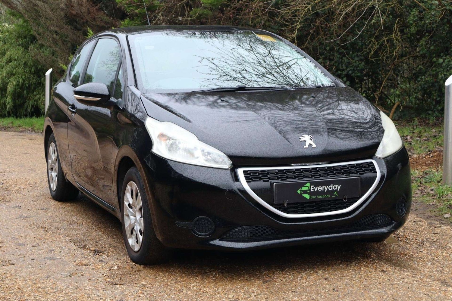 Used Peugeot 208 2012 for sale - 77910139: Photo 8