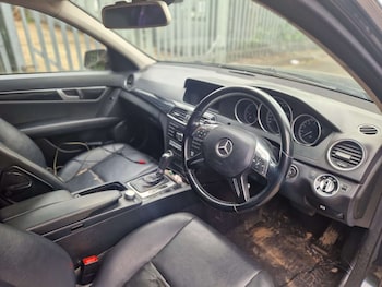 Used Mercedes-Benz C Class 2013 for sale - 78931542: Photo