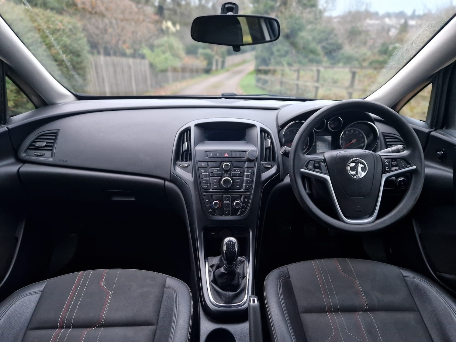 Used Vauxhall Astra 2012 for sale - 76882042: Photo 16