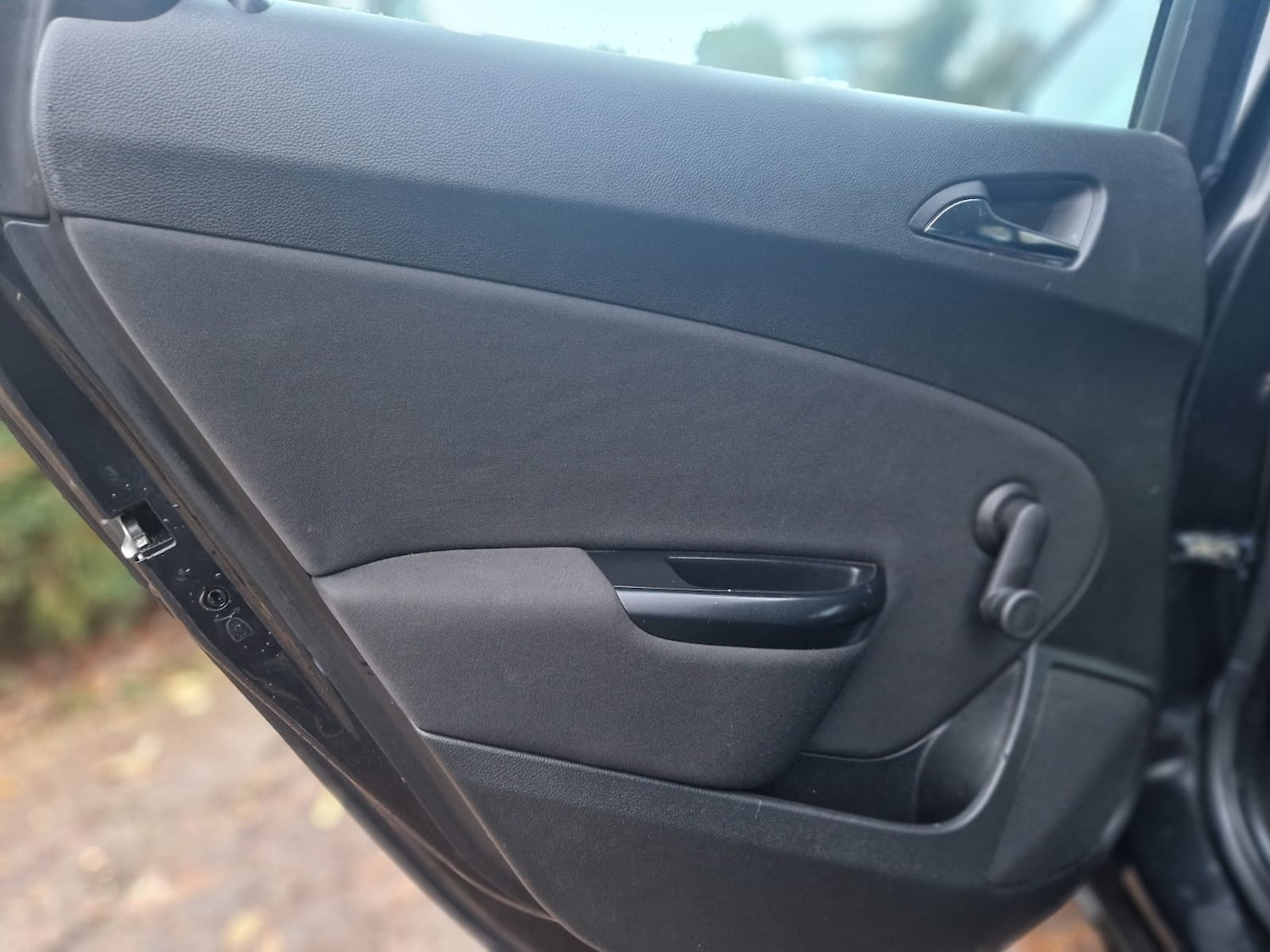 Used Vauxhall Astra 2012 for sale - 76882042: Photo 29