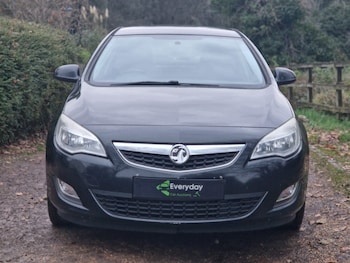 Used Vauxhall Astra 2012 for sale - 76882042: Photo