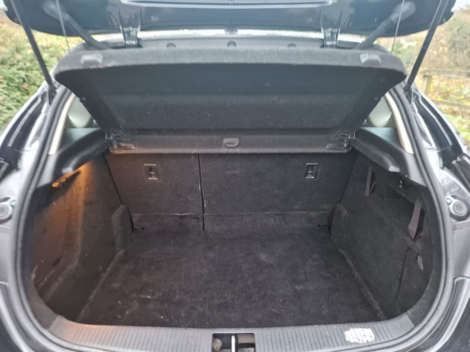 Used Vauxhall Astra 2012 for sale - 76882042: Photo 40