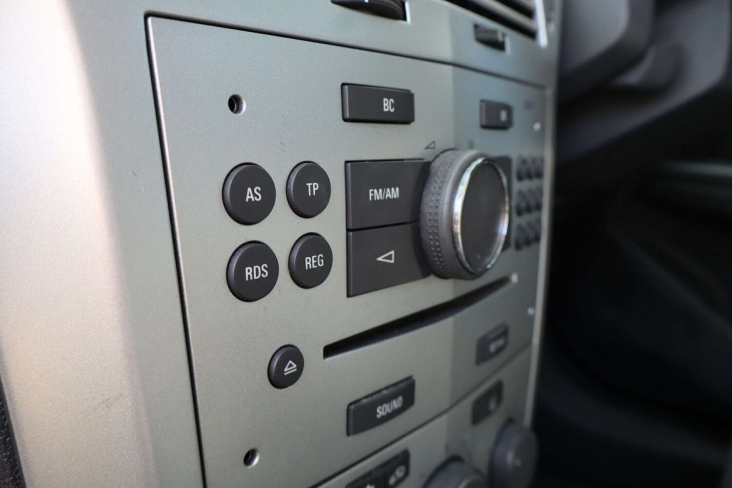 Used Vauxhall Astra 2009 for sale - 78162740: Photo 40