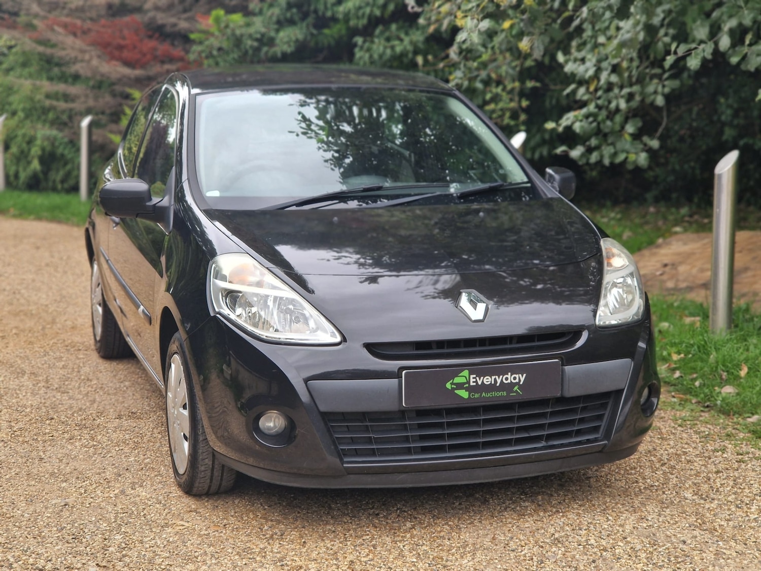 Used Renault Clio 2010 for sale - 76037476: Photo 5