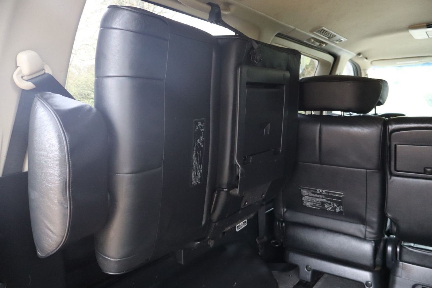 Used Nissan Elgrand 2022 for sale - 77590178: Photo 22