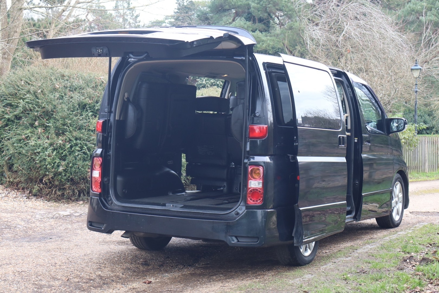 Used Nissan Elgrand 2022 for sale - 77590178: Photo 24