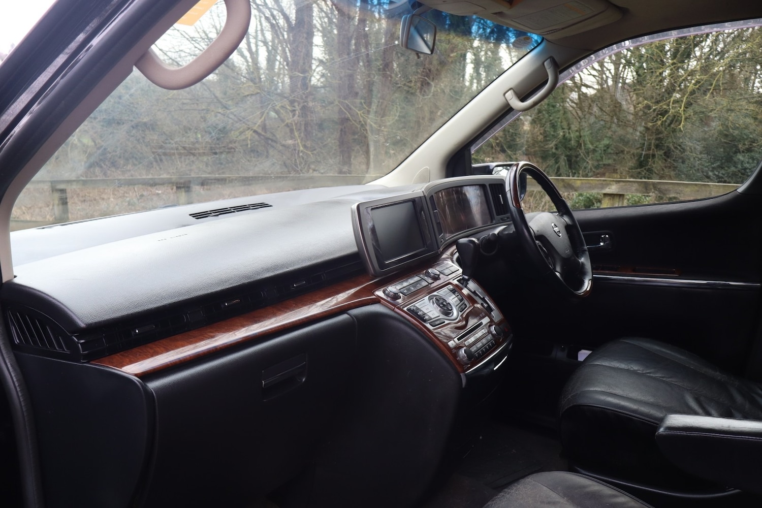 Used Nissan Elgrand 2022 for sale - 77590178: Photo 4