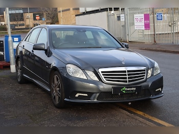 Used Mercedes-Benz E Class 2010 for sale - 77023909: Photo