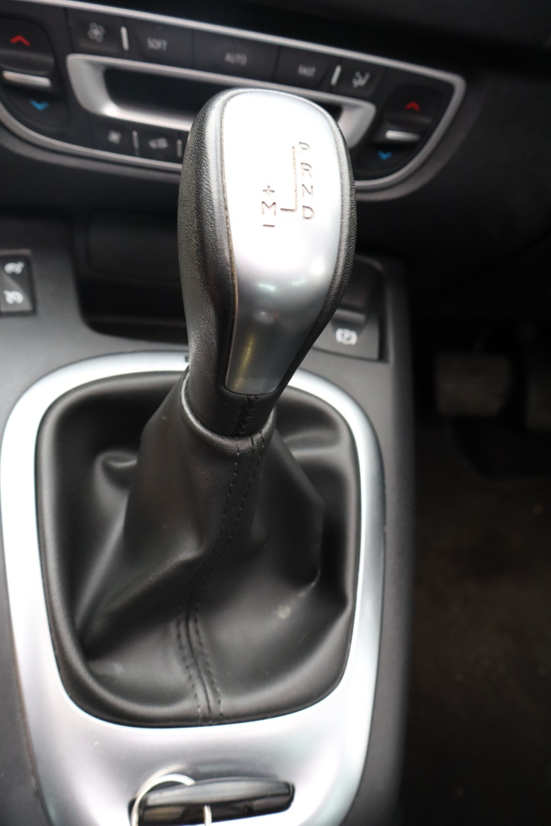 Used Renault Scenic 2016 for sale - 77689601: Photo 16