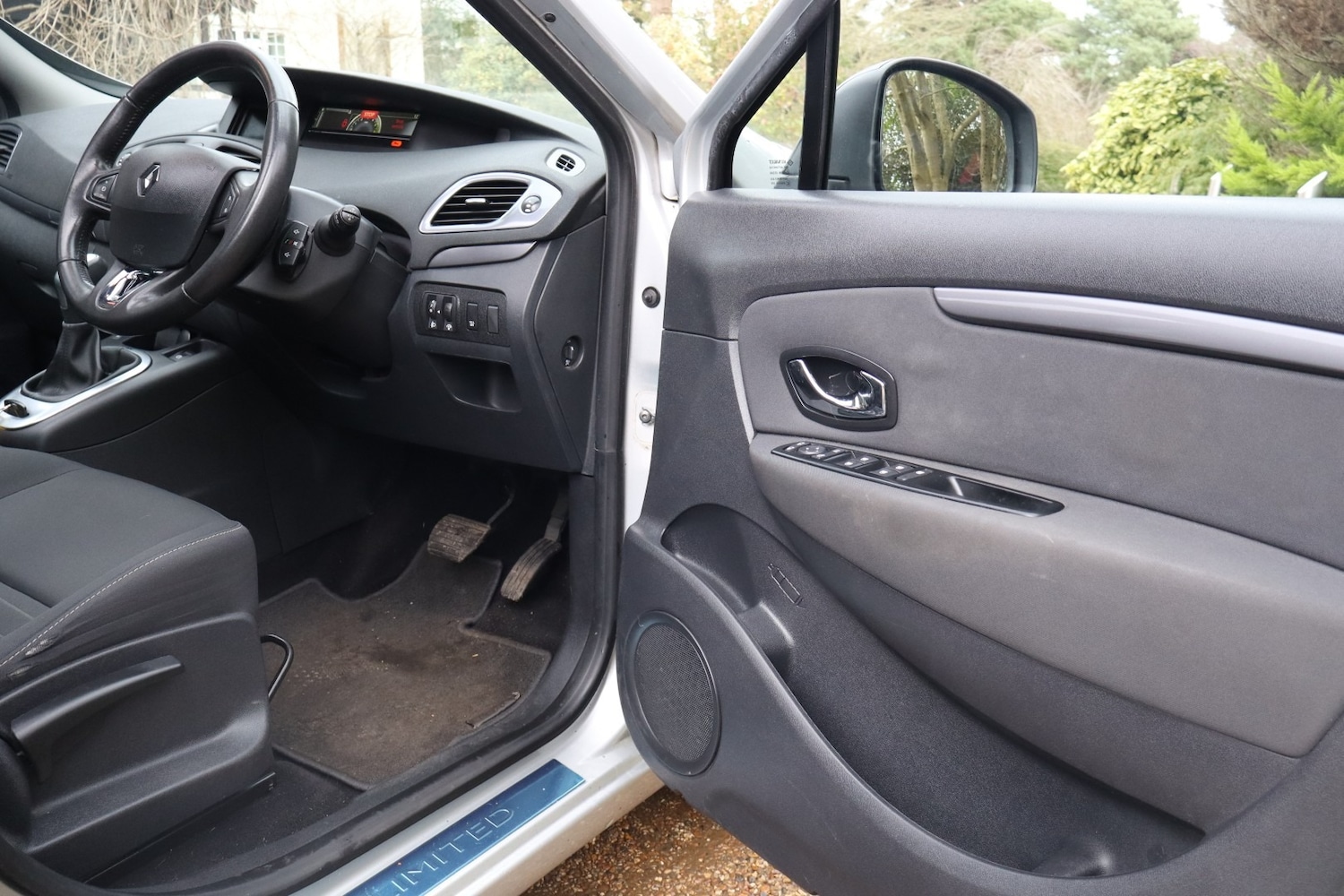 Used Renault Scenic 2016 for sale - 77689601: Photo 18