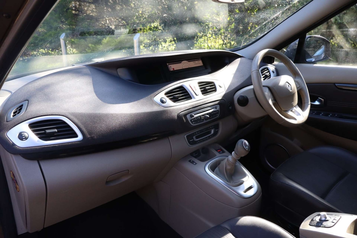 Used Renault Scenic 2010 for sale - 77916366: Photo 30