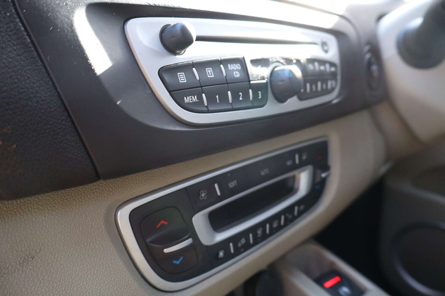 Used Renault Scenic 2010 for sale - 77916366: Photo 37