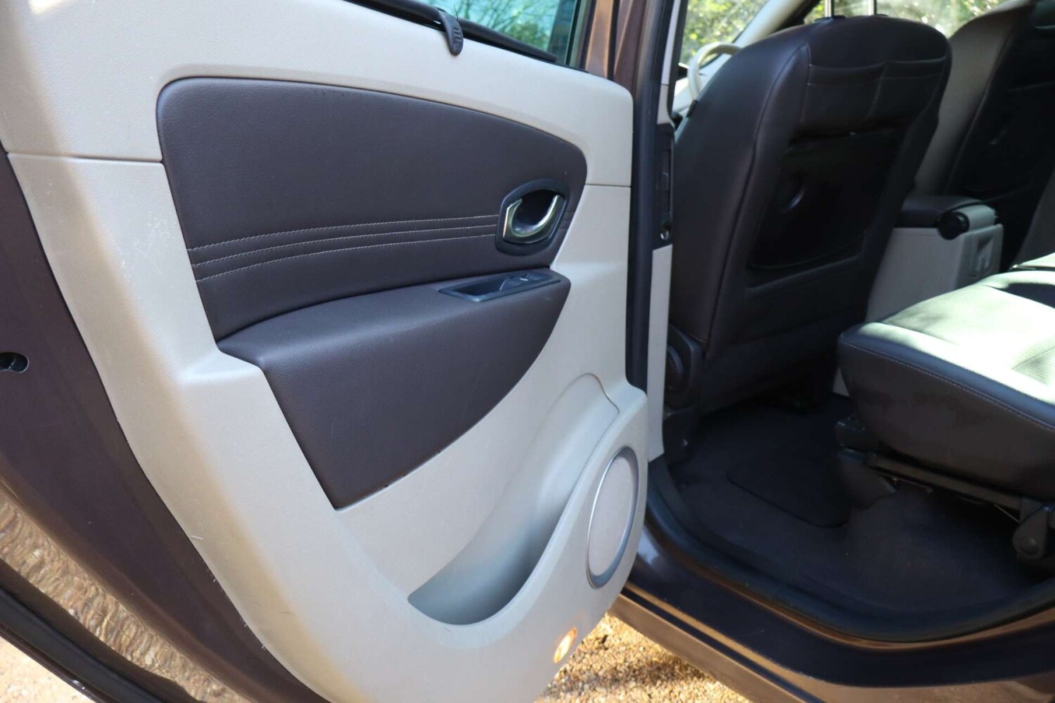 Used Renault Scenic 2010 for sale - 77916366: Photo 41