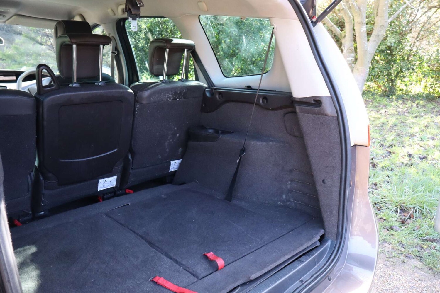 Used Renault Scenic 2010 for sale - 77916366: Photo 47