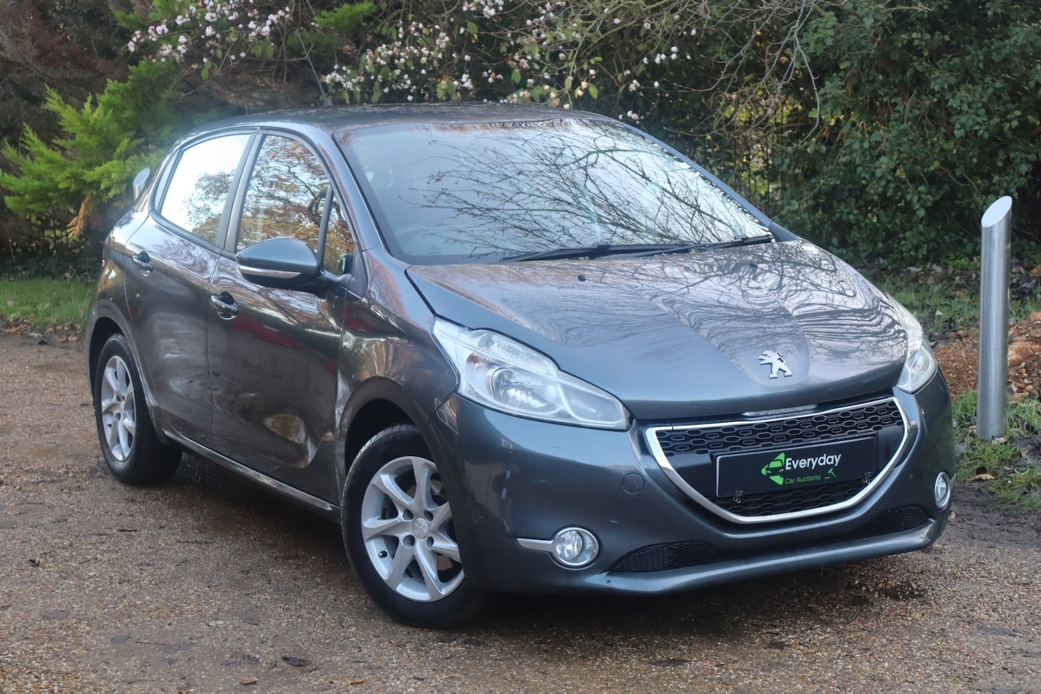 Used Peugeot 208 2014 for sale - 76777118: Photo 1