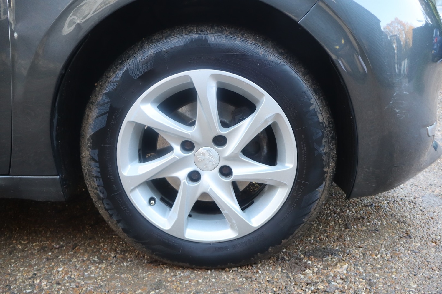 Used Peugeot 208 2014 for sale - 76777118: Photo 12