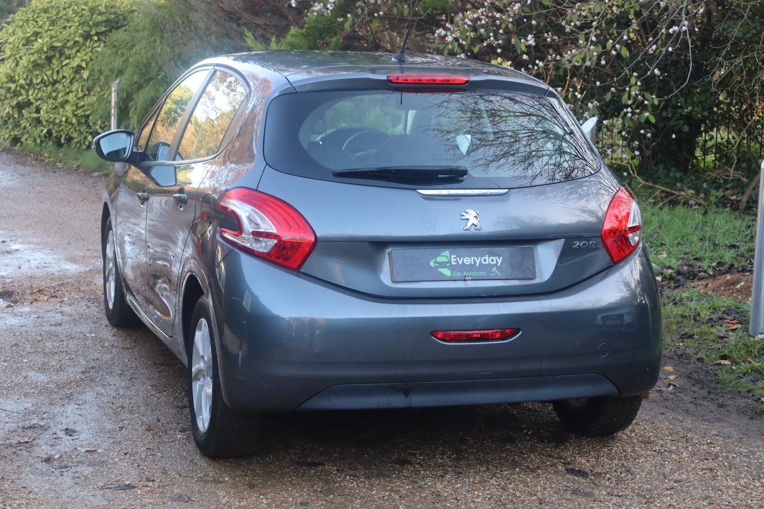 Used Peugeot 208 2014 for sale - 76777118: Photo 13