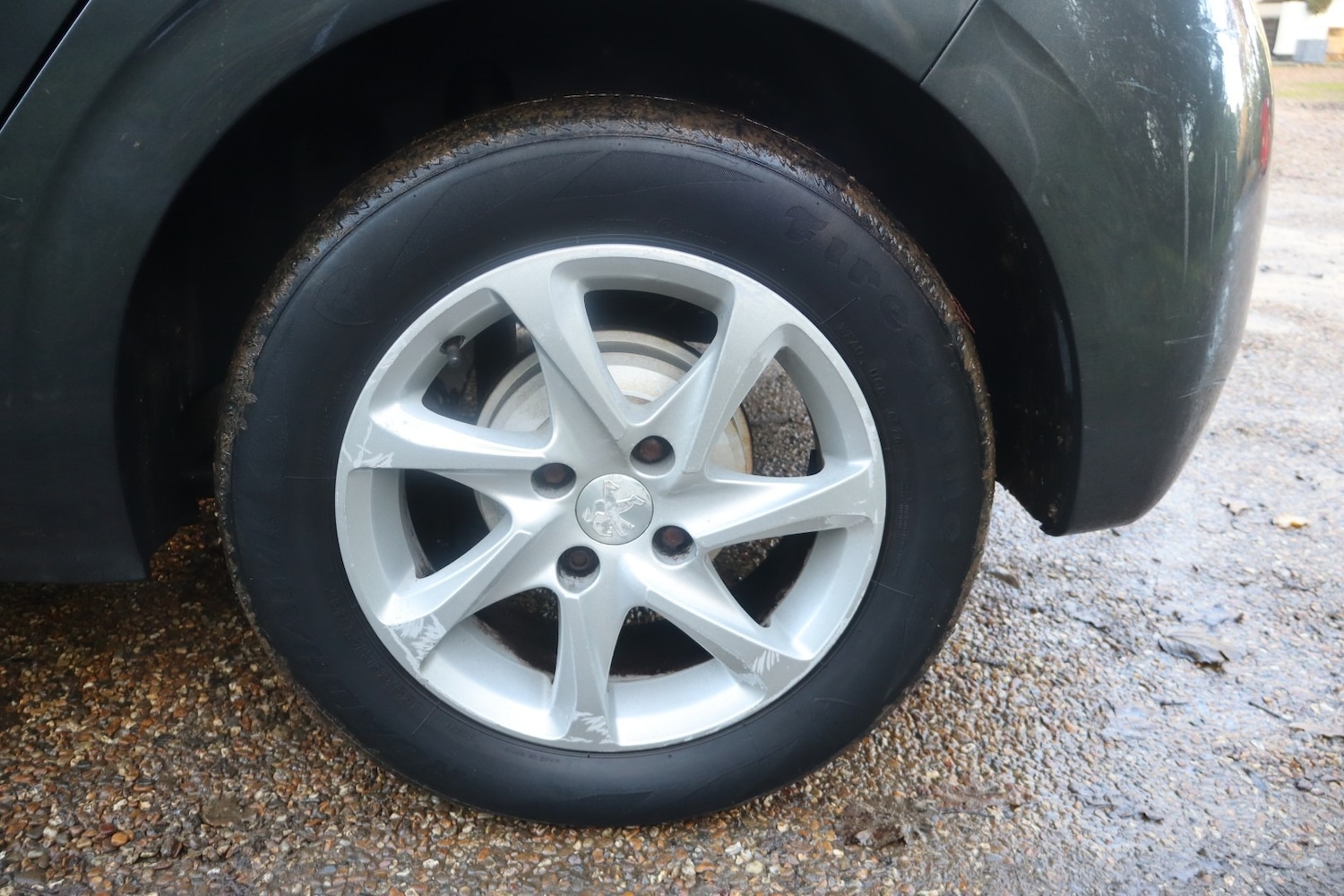 Used Peugeot 208 2014 for sale - 76777118: Photo 17