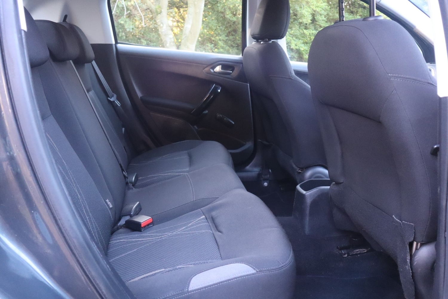 Used Peugeot 208 2014 for sale - 76777118: Photo 26