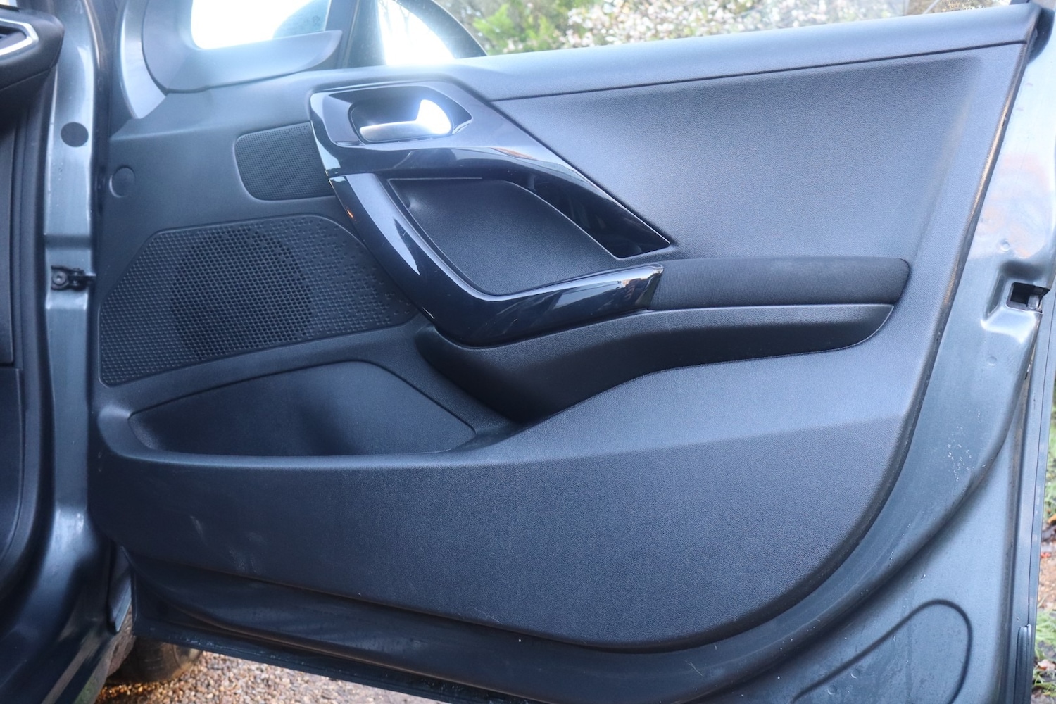 Used Peugeot 208 2014 for sale - 76777118: Photo 42