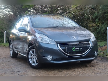 Used Peugeot 208 2014 for sale - 76777118: Photo