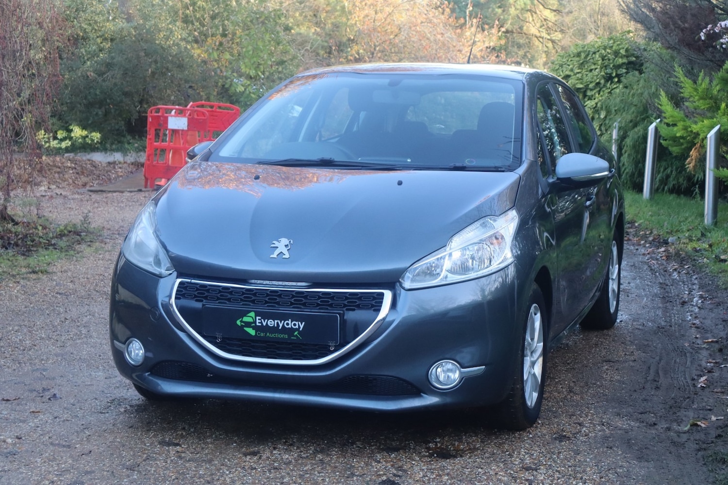 Used Peugeot 208 2014 for sale - 76777118: Photo 7