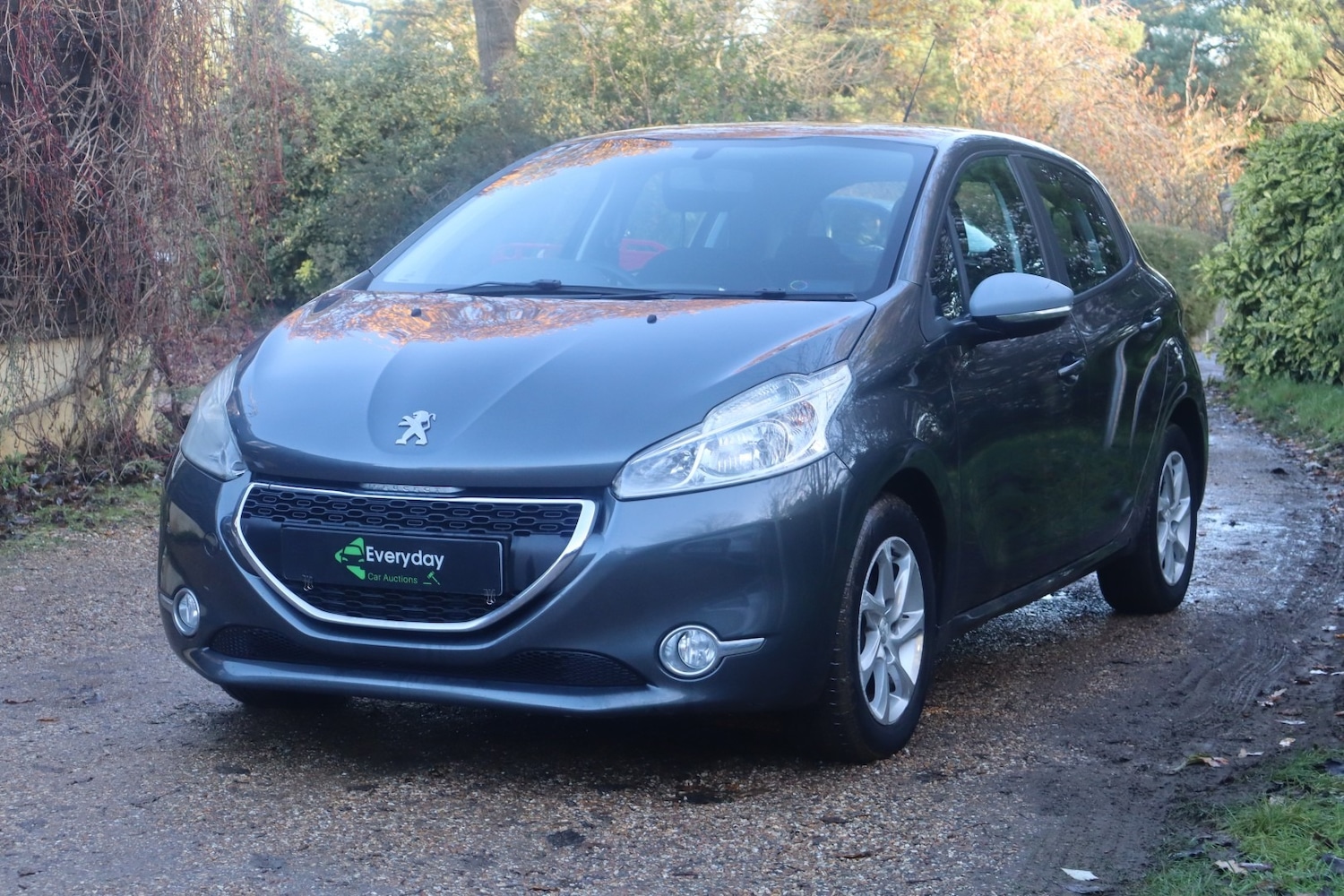 Used Peugeot 208 2014 for sale - 76777118: Photo 8