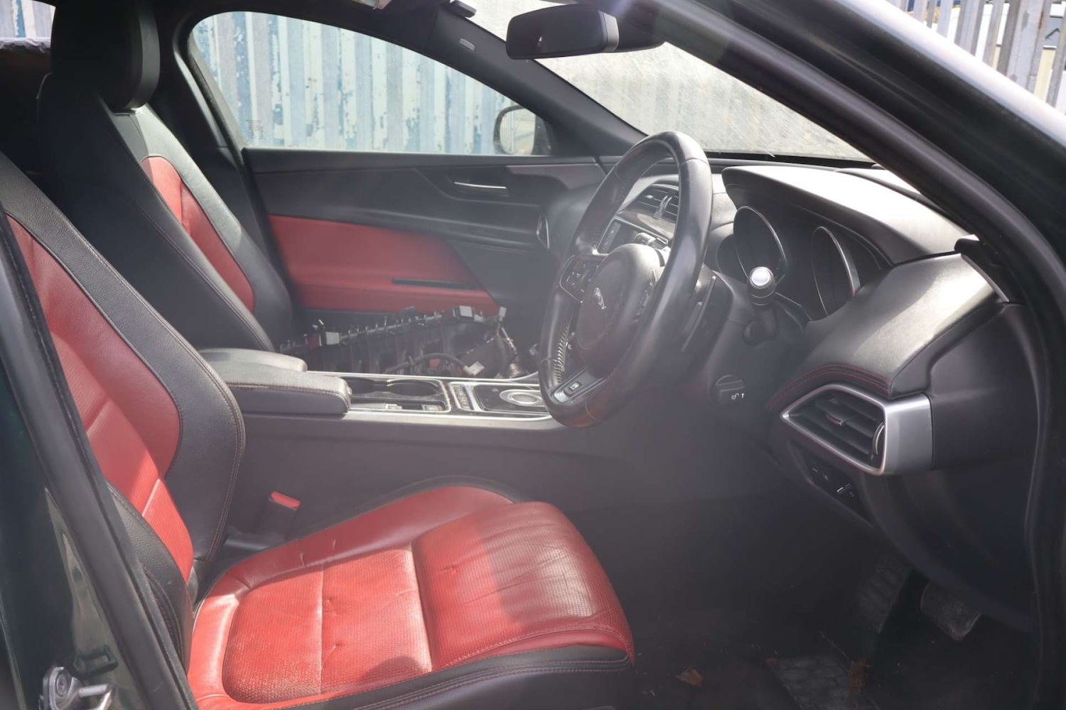 Used Jaguar XE 2016 for sale - 78196751: Photo 15