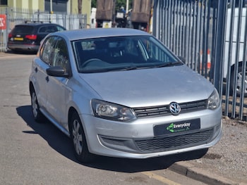 Used Volkswagen Polo 2010 for sale - 75593117: Photo