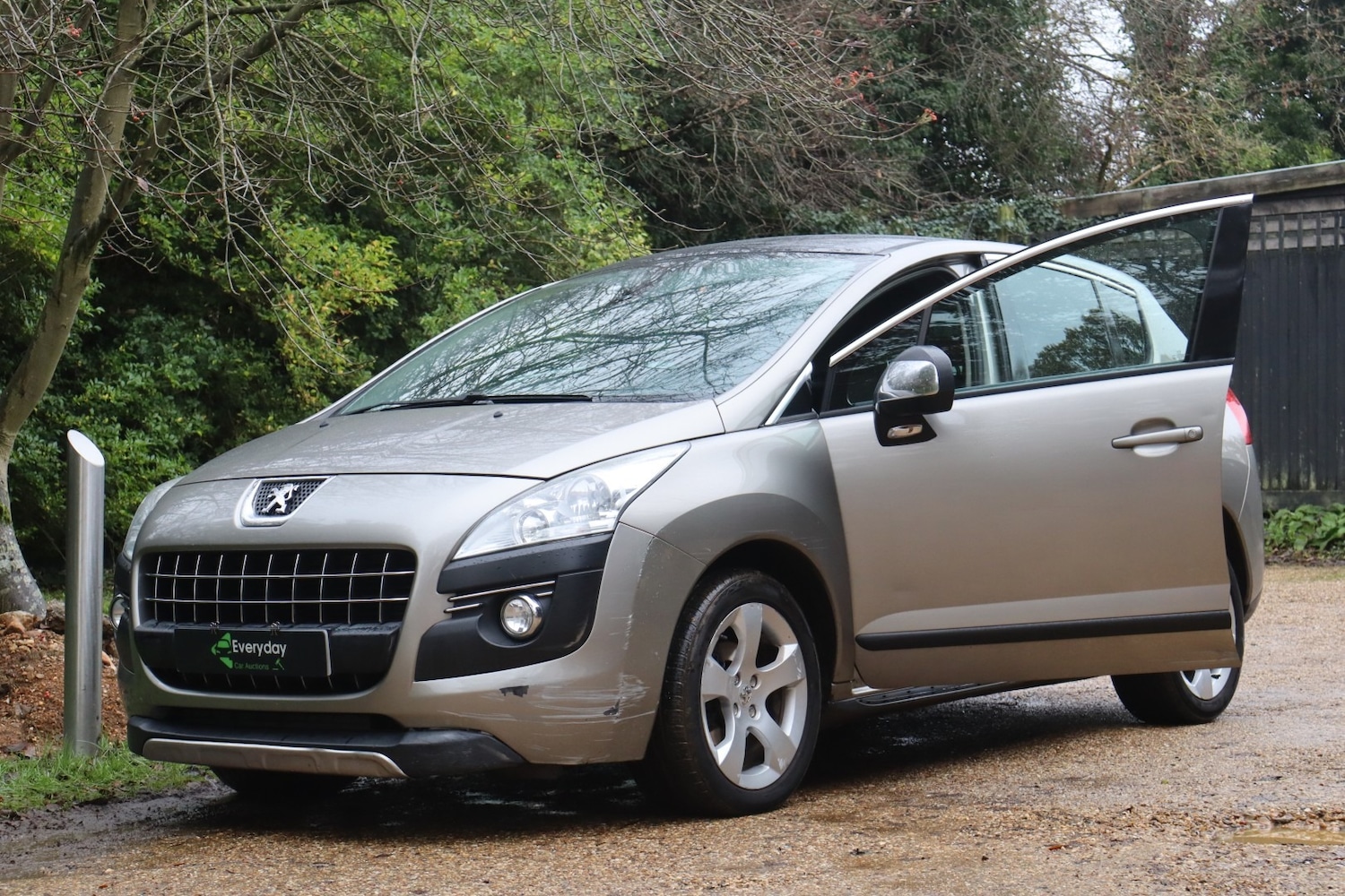 Used Peugeot 3008 2012 for sale - 76682396: Photo 3