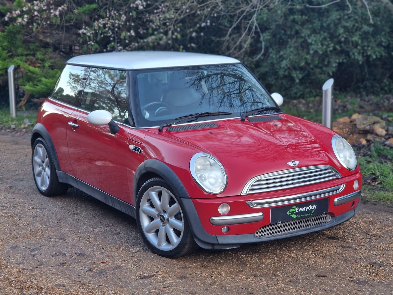 Used MINI Hatch 2002 for sale - 76807569: Photo 1