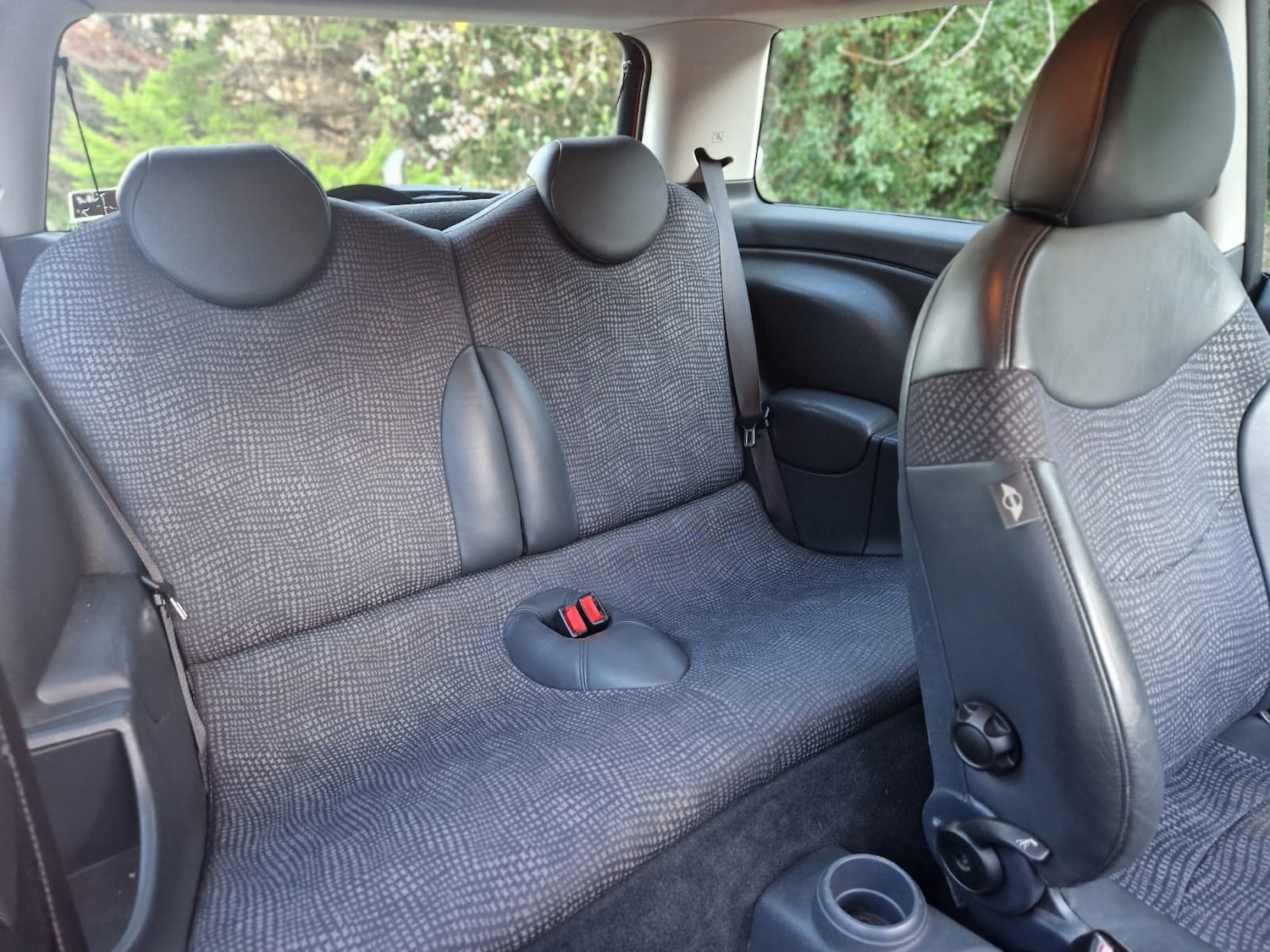 Used MINI Hatch 2002 for sale - 76807569: Photo 30