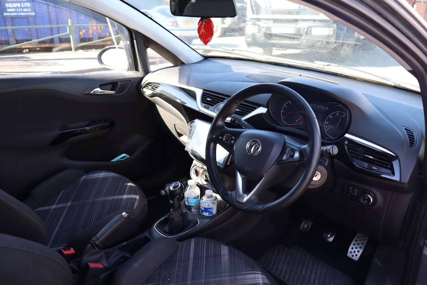 Used Vauxhall Corsa 2015 for sale - 77934063: Photo 4