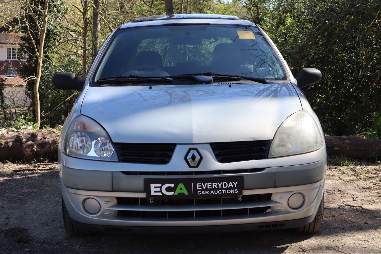 Used Renault Clio 2004 for sale - 78150127: Photo 2