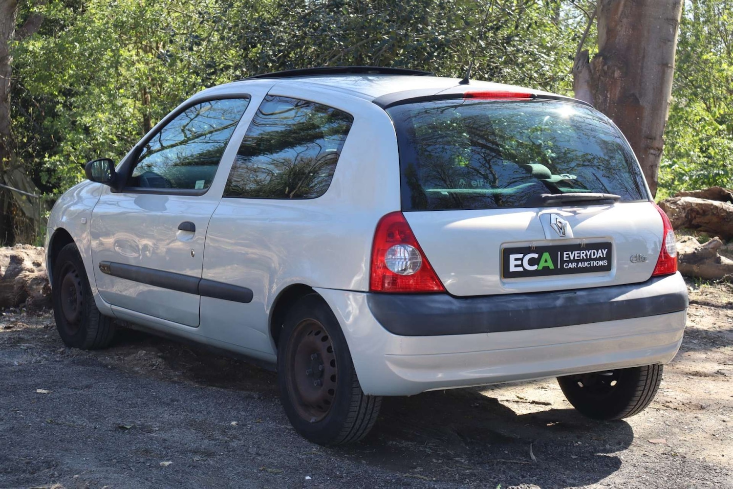 Used Renault Clio 2004 for sale - 78150127: Photo 32